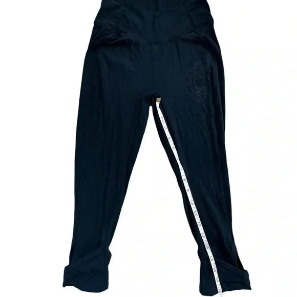 Gymshark Women's Solid Black Training Cropped Leggings Size Small With Ankle Cut - Picture 8 of 12